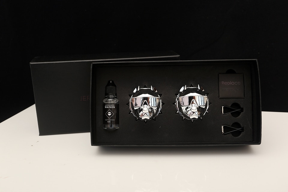 Creative Bulldog Car Air Freshener with Gift Box Creative Bulldog Car Air Freshener with Gift Box